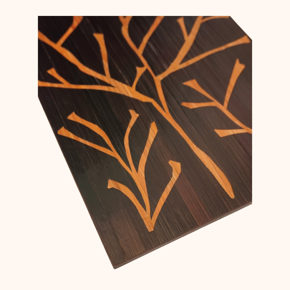 Algues marron fond noir