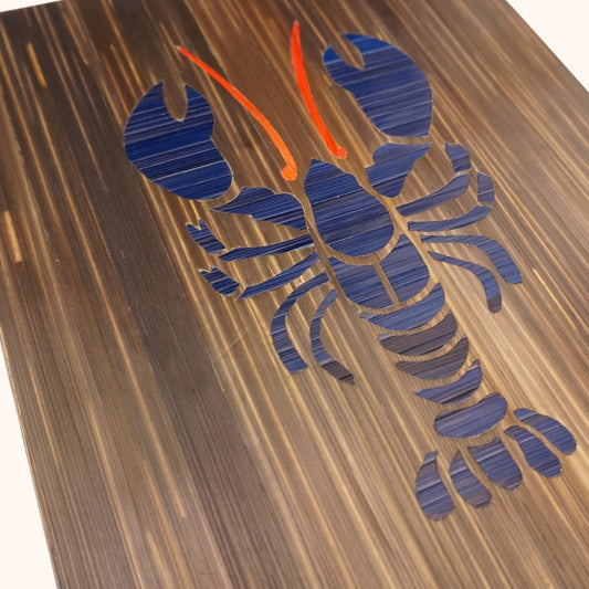 Homard bleu fond marron